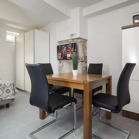 Nera Luxery Apartamento *