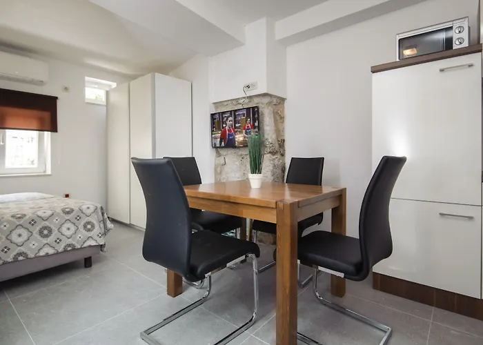 Nera Luxery Apartamento *